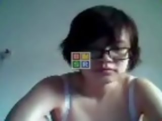 Chinese girl Skype undressing (Real)