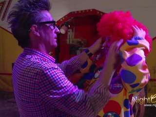 Im Zirkus Conny Fickt Den Clown, Free HD sex 52