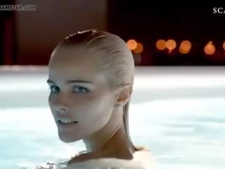 Isabel Lucas Nude Butt from the Loft on.